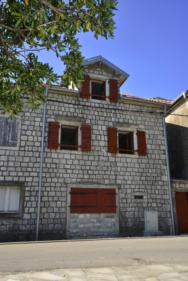 A Hundred Olive Trees Apartments Котор Экстерьер фото