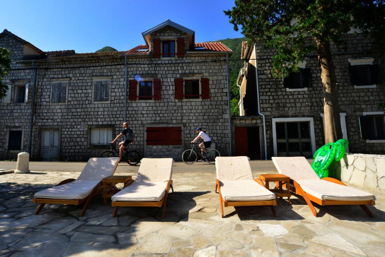 A Hundred Olive Trees Apartments Котор Экстерьер фото